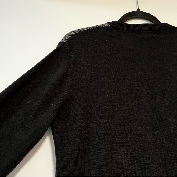 Arnold Palmer | V-Neck Sweater - Picture 7 of 13
